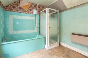 Bathroom- click for photo gallery